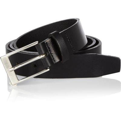 Black slim leather belt